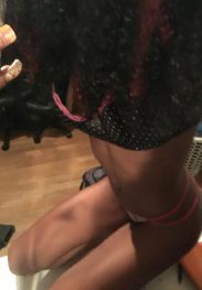 Female Escort Alperton